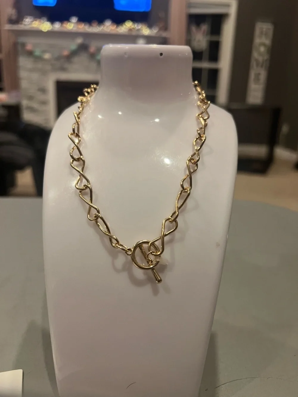 Forever 21 NWT Gold Toggle Link Necklace – Women’s Jewelry